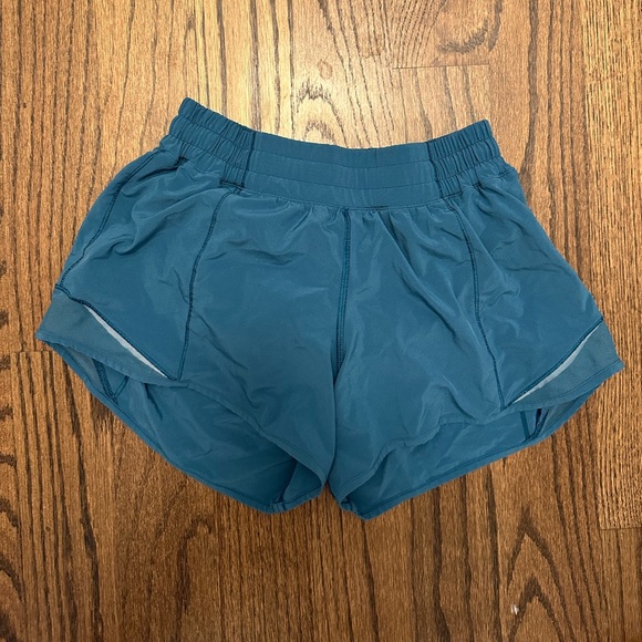 lululemon athletica Blue Women's Shorts - Picture 1 of 2